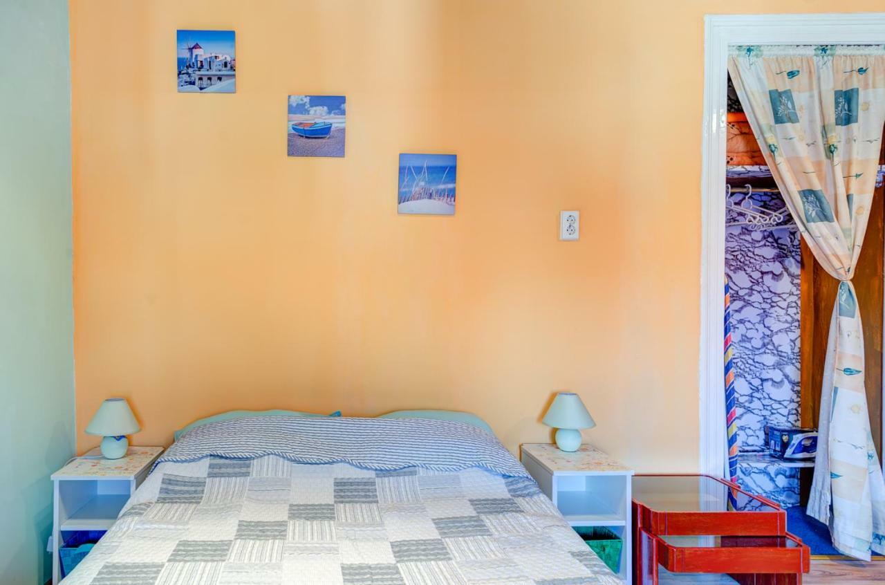 Apartment In Center Pula Exterior foto